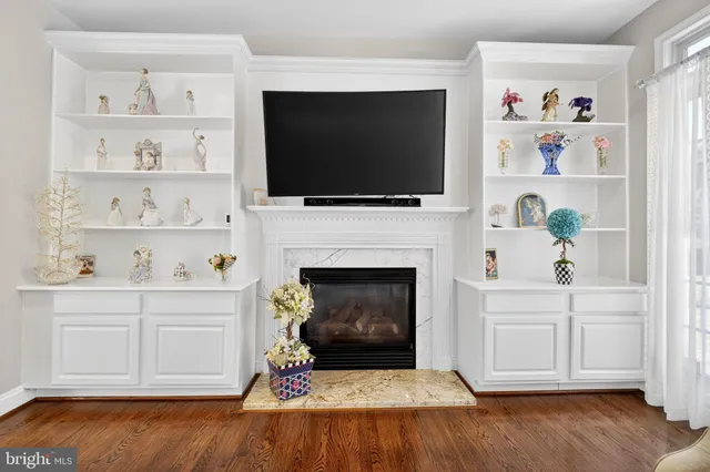 $1,265,000 | 2013 Sullivan Lane, Silver Spring, MD 20906