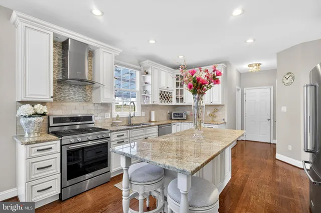 $1,265,000 | 2013 Sullivan Lane, Silver Spring, MD 20906