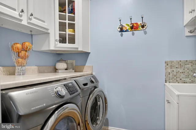 $1,265,000 | 2013 Sullivan Lane, Silver Spring, MD 20906