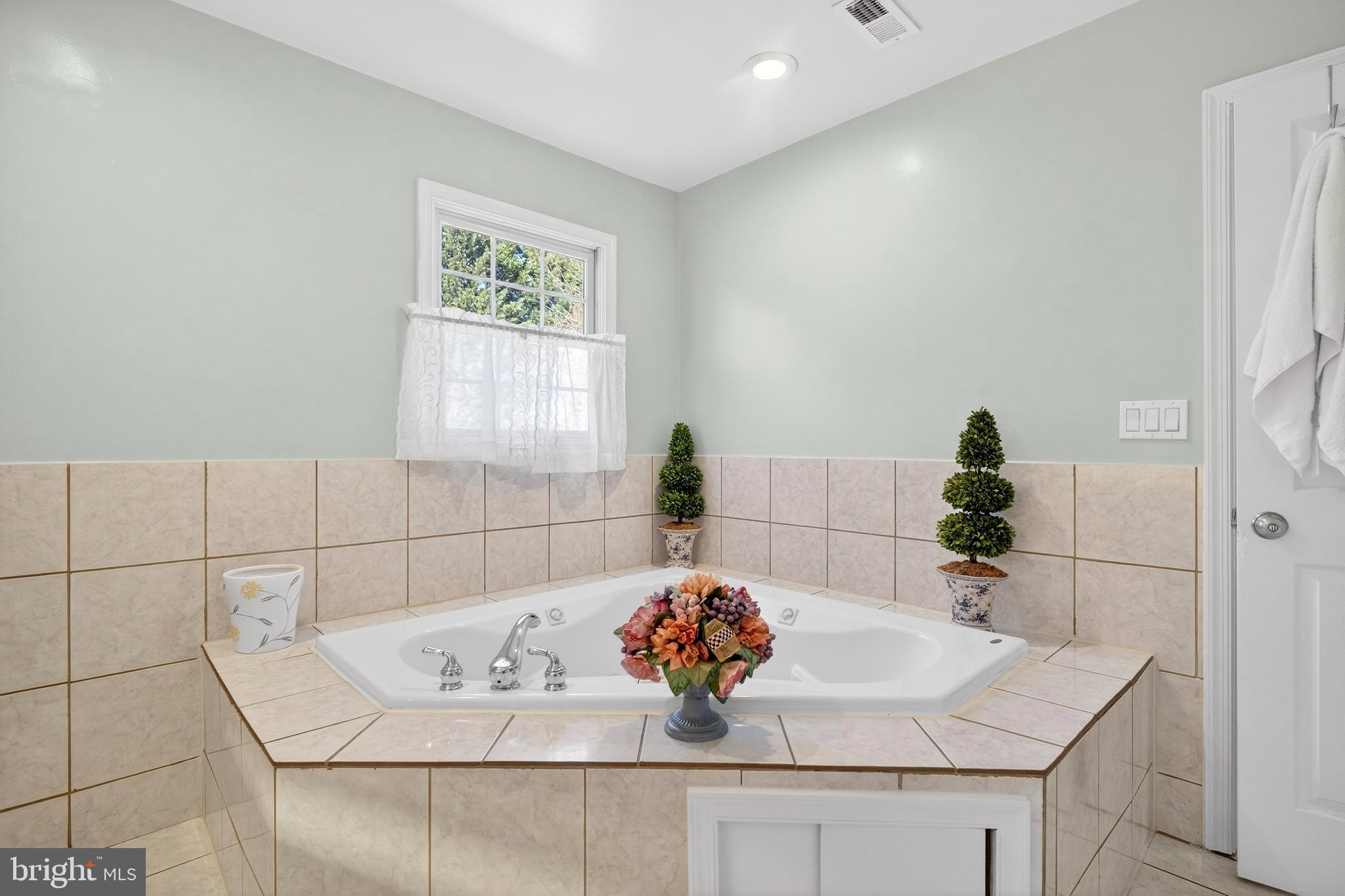 2013 Sullivan Lane Silver Spring, MD 20906 - Photo 44 of 73