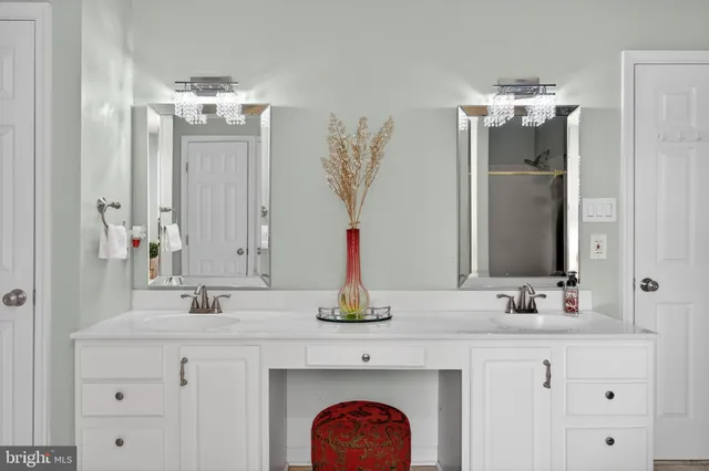 $1,265,000 | 2013 Sullivan Lane, Silver Spring, MD 20906