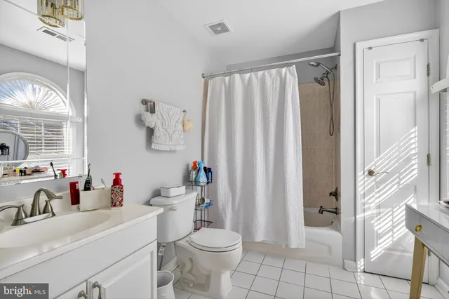 $1,265,000 | 2013 Sullivan Lane, Silver Spring, MD 20906