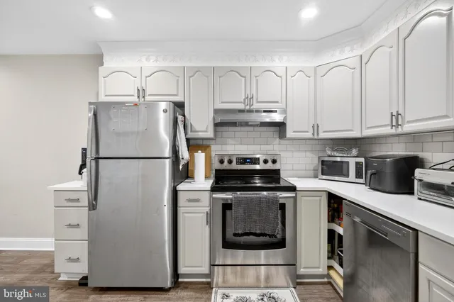 $1,265,000 | 2013 Sullivan Lane, Silver Spring, MD 20906