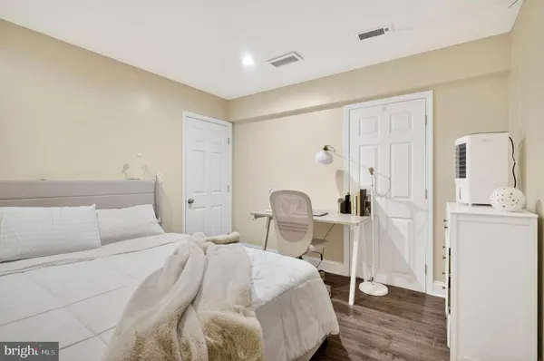 $1,265,000 | 2013 Sullivan Lane, Silver Spring, MD 20906