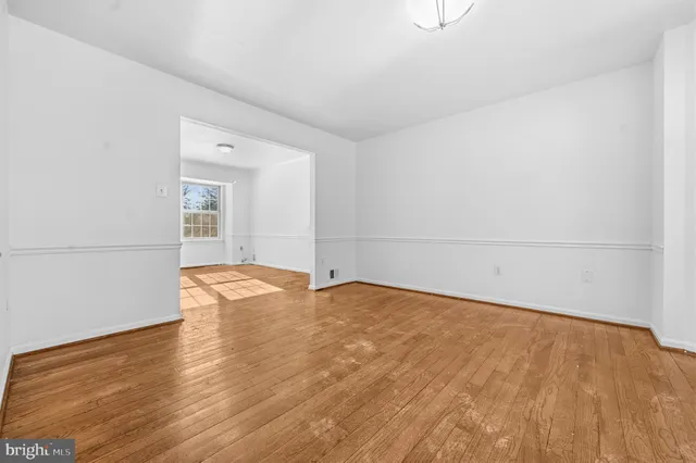 $615,000 | 5557 Reagon Court, Woodbridge, VA 22193