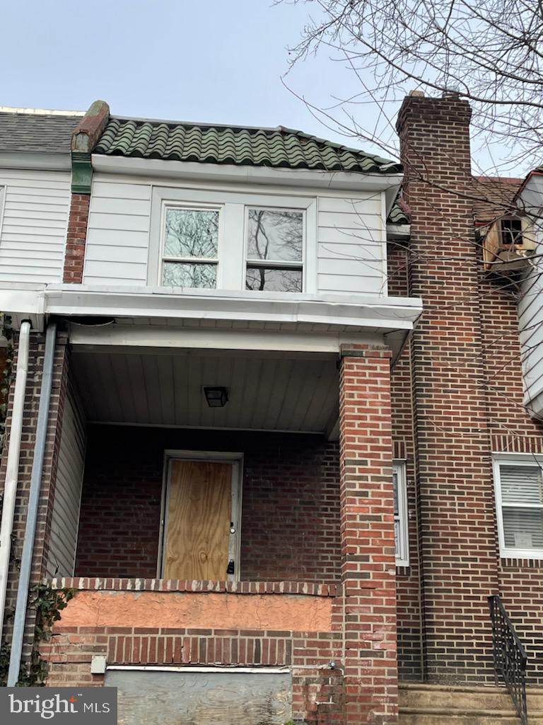 335 Huntley Road Upper Darby, PA 19082 - Photo 2 of 3 a front view of a house