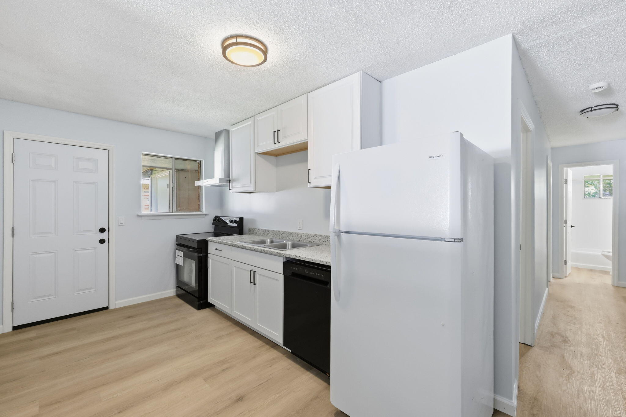 4729 Rogers Road Chattanooga, TN 37411 - Photo 7 of 25 7 Rogers