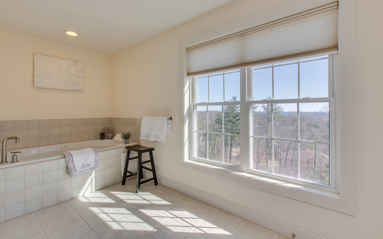 21 Collins Way Pelham, NH 03076 - Photo 21 of 35