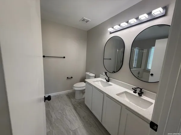 $297,777 | 117 Creekside Drive, Cibolo, TX 78108