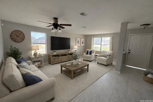 $297,777 | 117 Creekside Drive, Cibolo, TX 78108