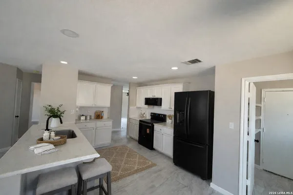 $297,777 | 117 Creekside Drive, Cibolo, TX 78108