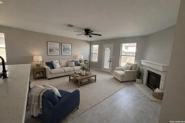 $297,777 | 117 Creekside Drive, Cibolo, TX 78108