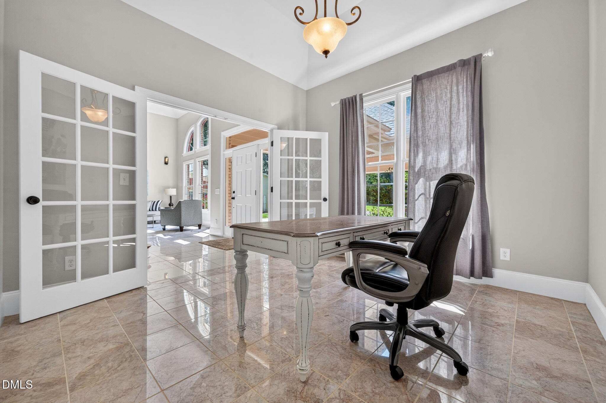 12624 Six Forks Road Raleigh, NC 27614 - Photo 16 of 61 16-web-or-mls-12624 Six Forks Road - 16