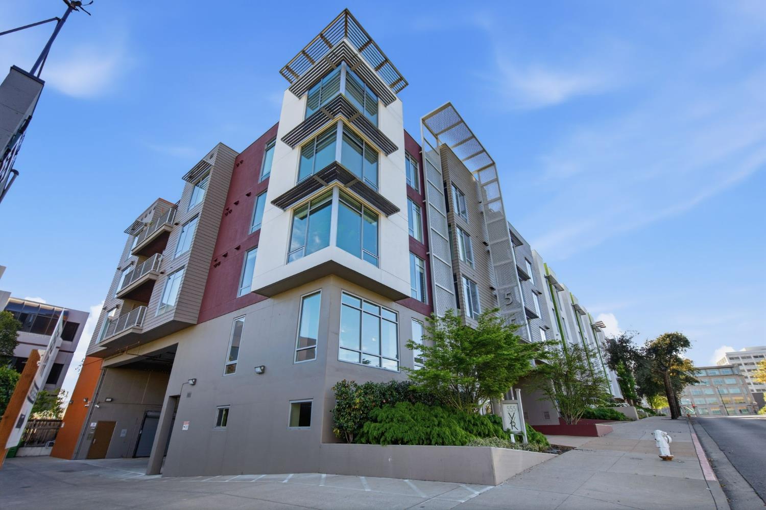 555 Ygnacio Valley Road, Unit 220 Walnut Creek, CA 94596 - Photo 2 of 33