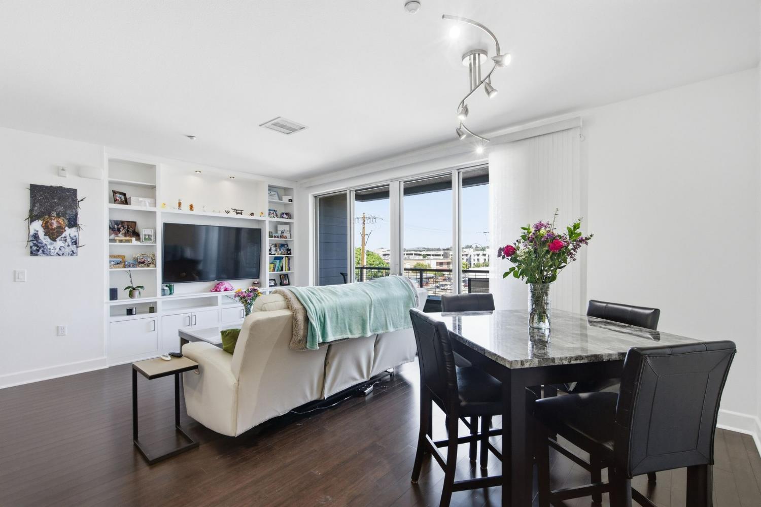 555 Ygnacio Valley Road, Unit 220 Walnut Creek, CA 94596 - Photo 5 of 33