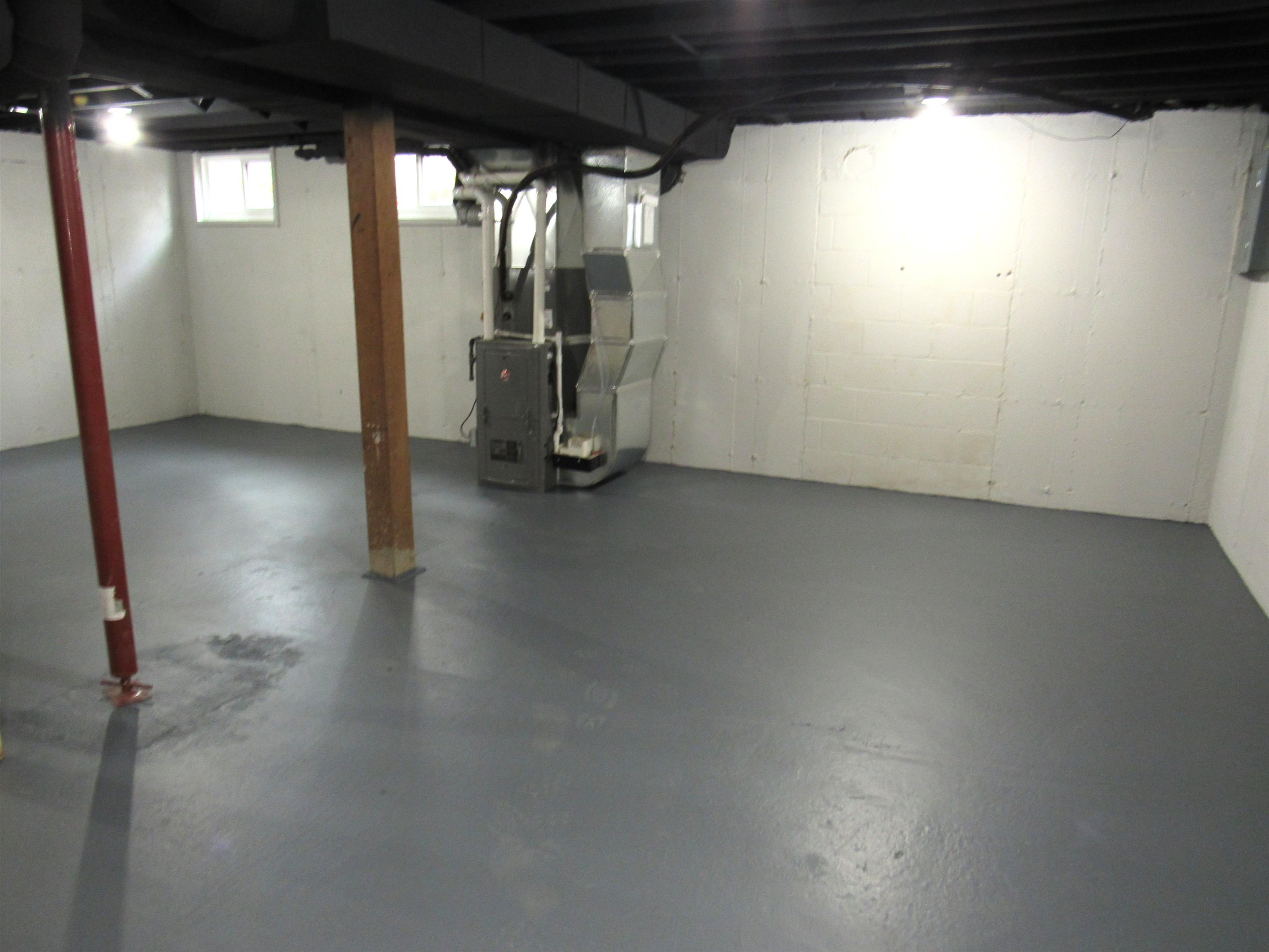 336 Belteberg Road Loves Park, IL 61111 - Photo 18 of 23 a view of water heater room