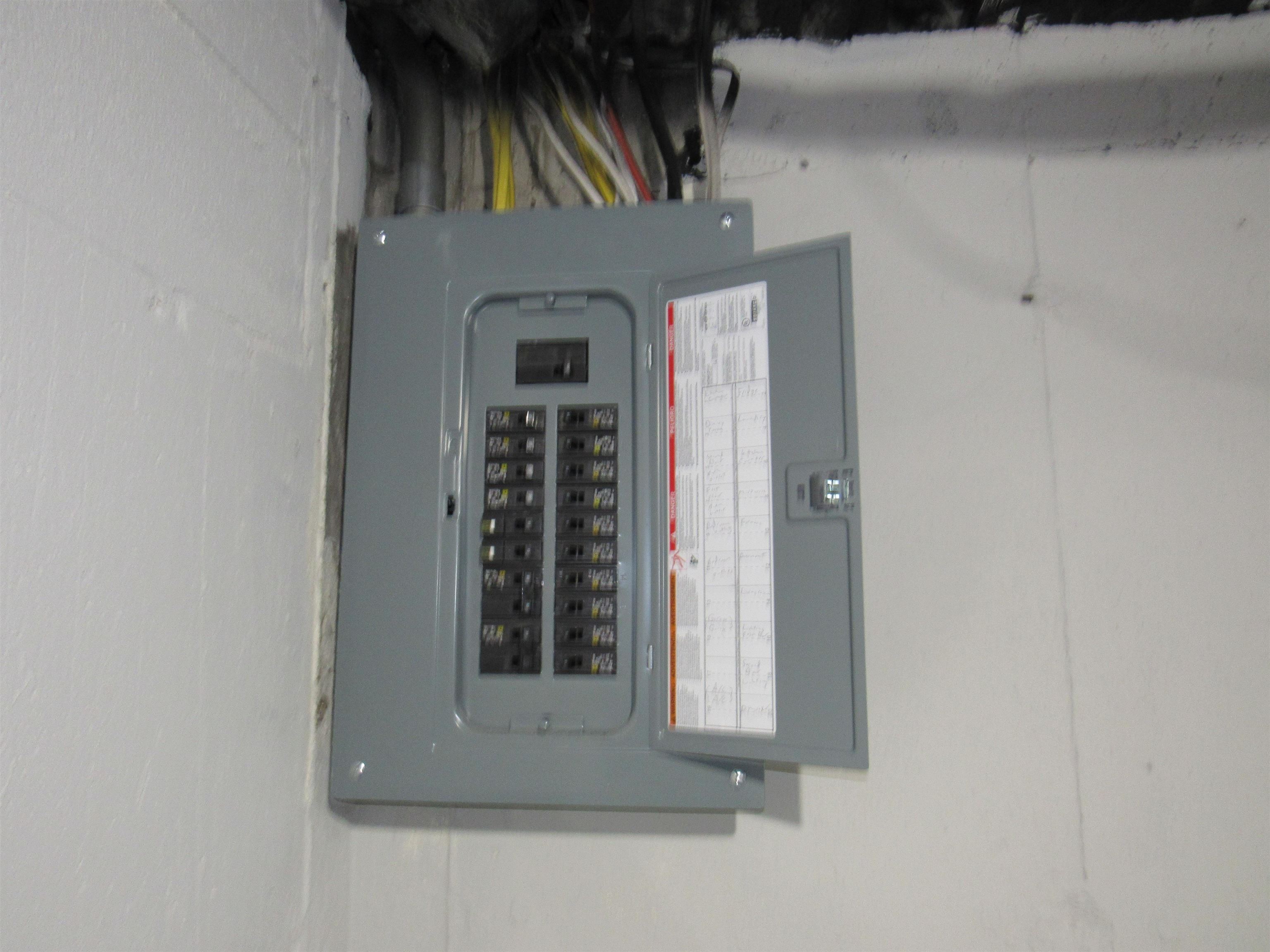 336 Belteberg Road Loves Park, IL 61111 - Photo 20 of 23 wooden floor with a window