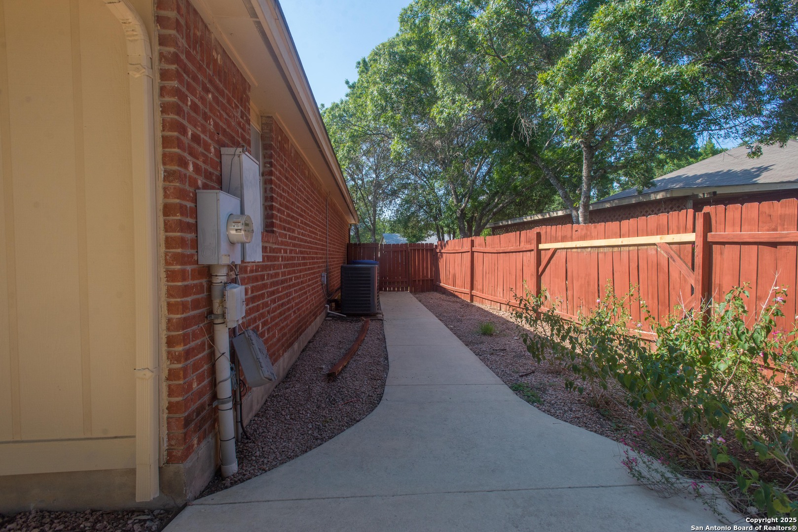 8914 Timber Run San Antonio, TX 78250 - Photo 17 of 23 a view of outdoor space and yard