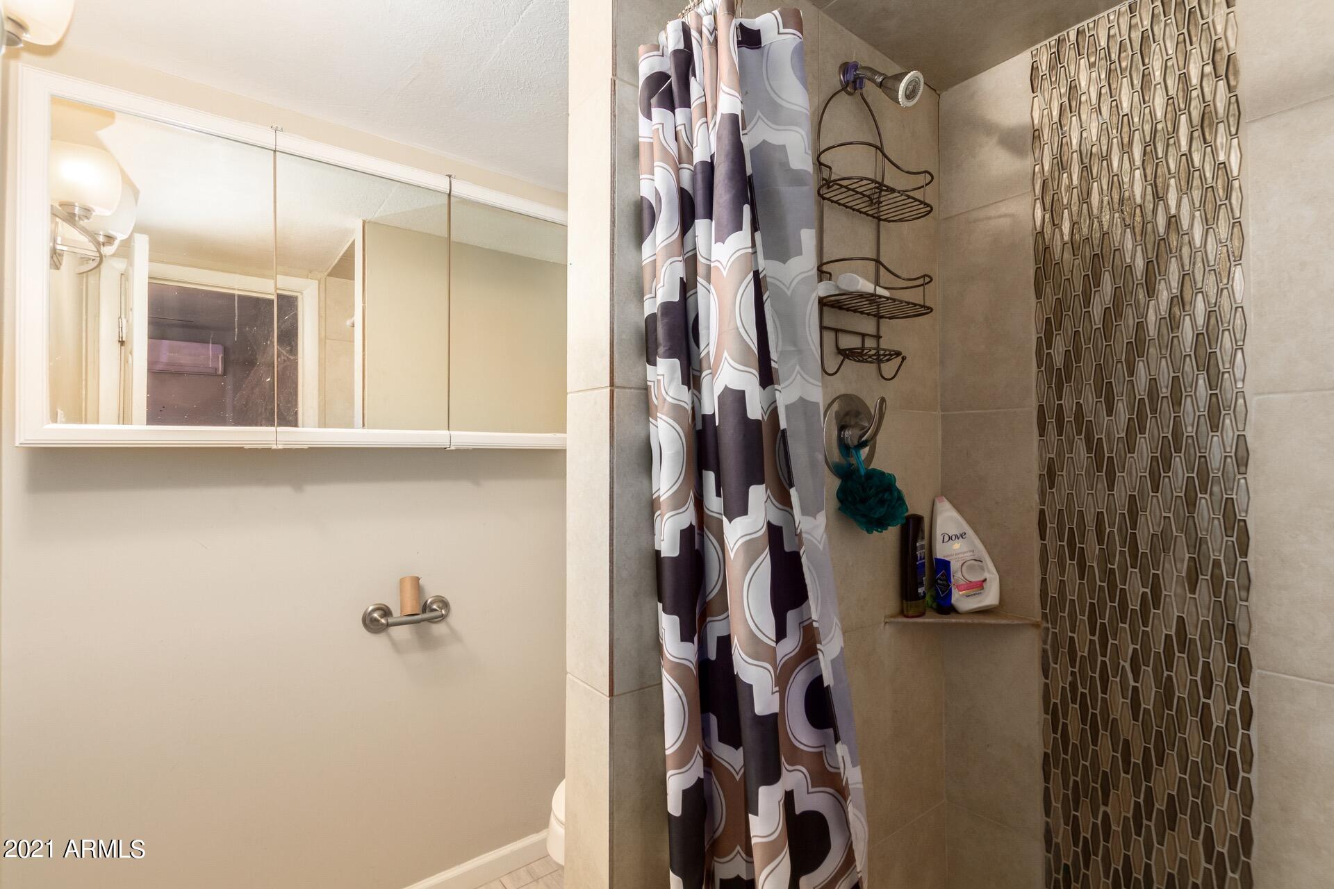 2015 West Monte Vista Road Phoenix, AZ 85009 - Photo 28 of 36 25 Monte Vista