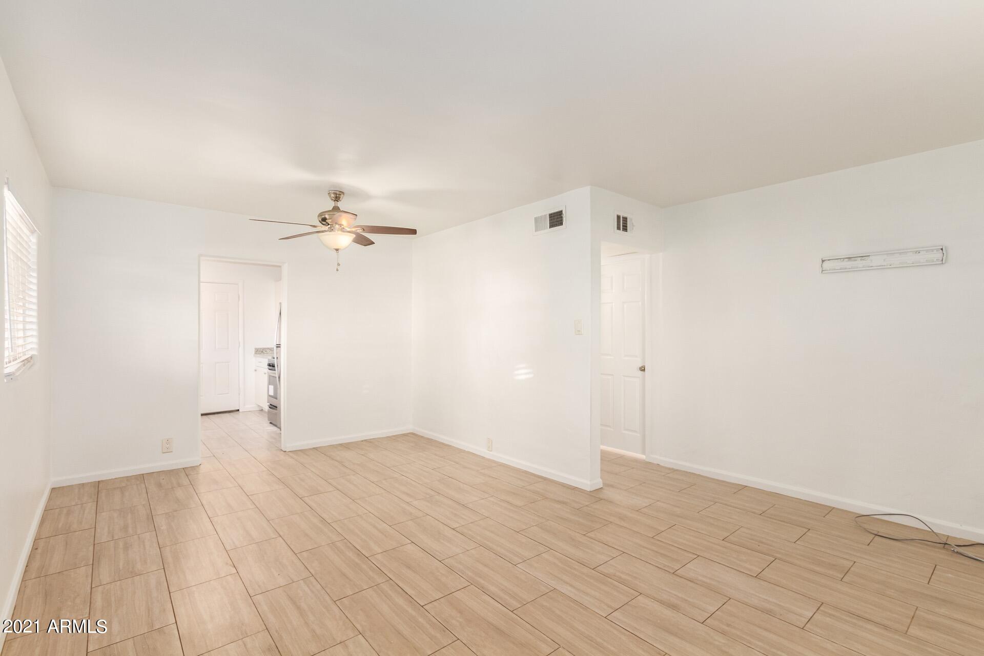 2015 West Monte Vista Road Phoenix, AZ 85009 - Photo 4 of 36 01 Monte Vista