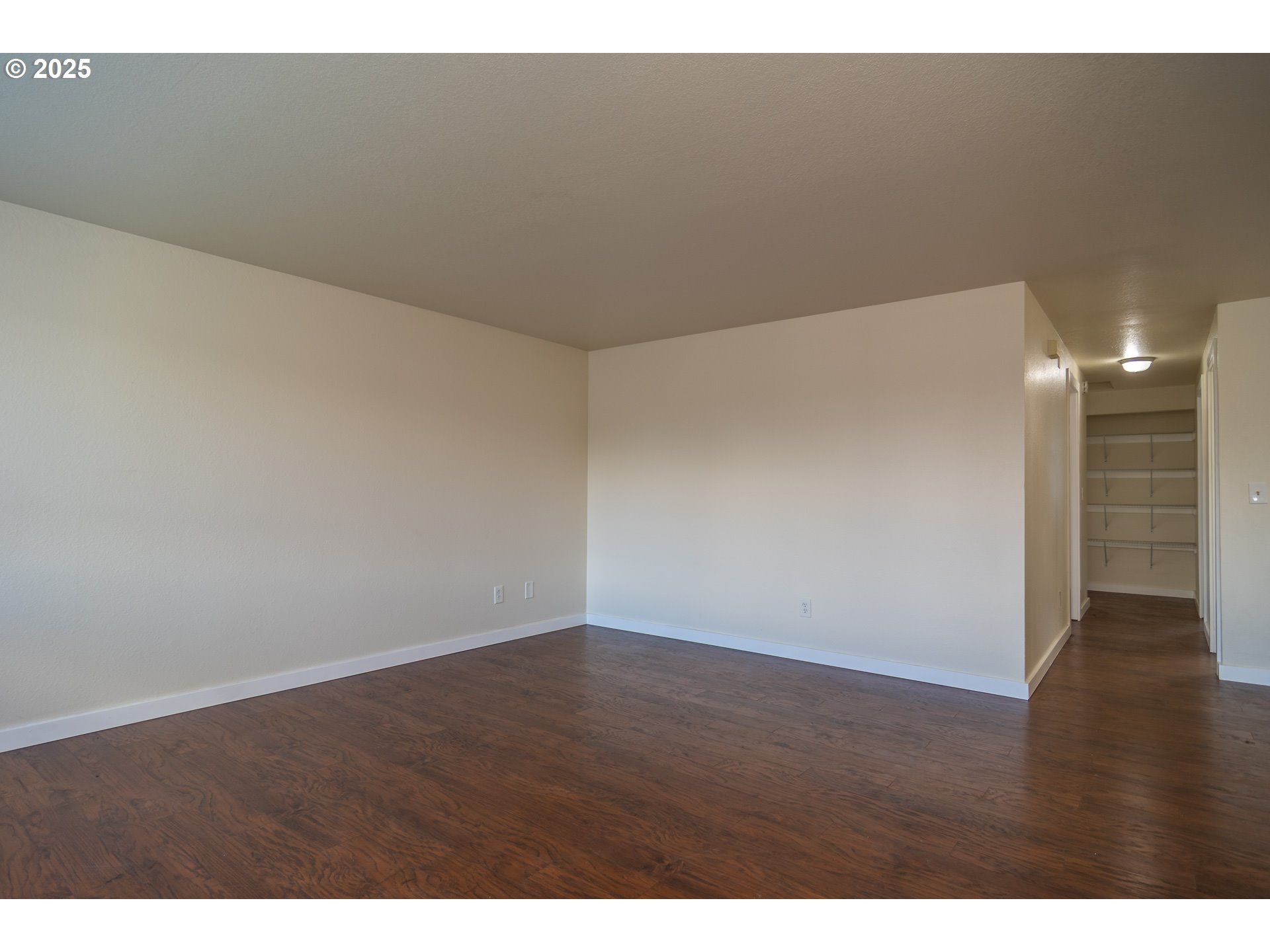 341 Ash Street Sutherlin, OR 97479 - Photo 4 of 28 a view of an empty room