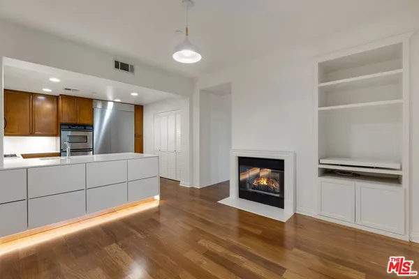 $5,500 | 5625 Crescent Parkway, Unit 324, Playa Vista, CA 90094