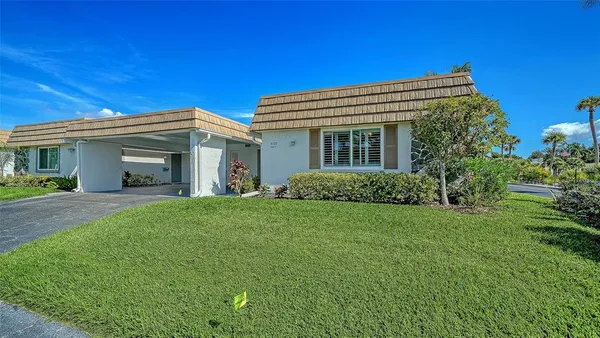 $3,500 | 2657 Riverbluff Parkway, Unit V122, Sarasota, FL 34231