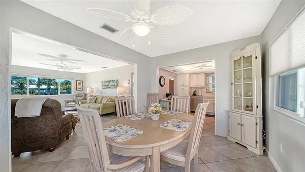 $3,500 | 2657 Riverbluff Parkway, Unit V122, Sarasota, FL 34231