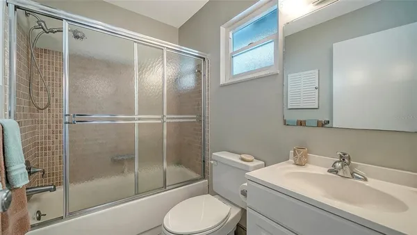 $3,500 | 2657 Riverbluff Parkway, Unit V122, Sarasota, FL 34231