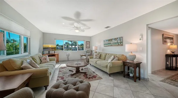$3,500 | 2657 Riverbluff Parkway, Unit V122, Sarasota, FL 34231