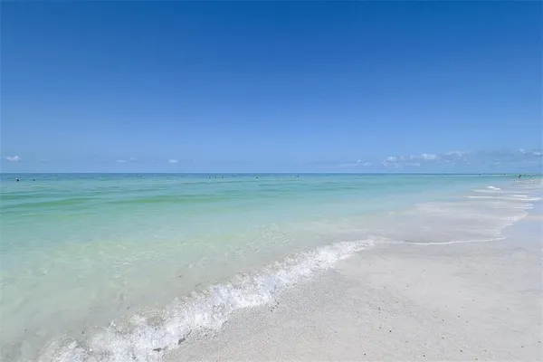 $3,500 | 2657 Riverbluff Parkway, Unit V122, Sarasota, FL 34231