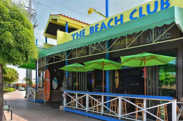 $2,950 | 2657 Riverbluff Parkway, Unit V122, Sarasota, FL 34231