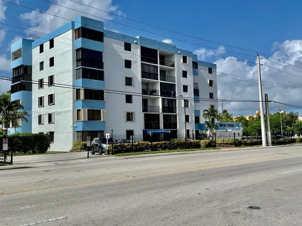 $2,250 | 5033 Northwest 7th Street, Unit 306, Miami, FL 33126