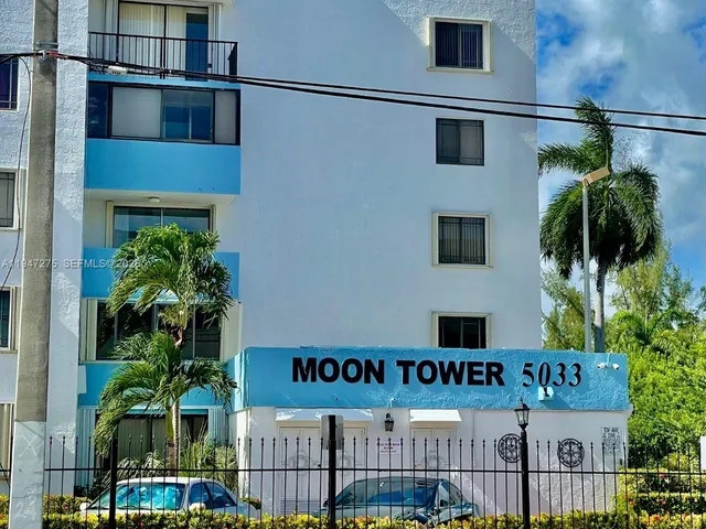 $2,400 | 5033 Northwest 7th Street, Unit 306, Miami, FL 33126