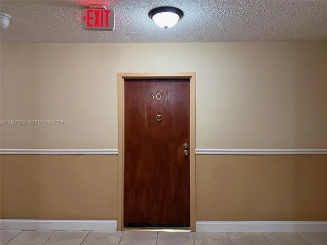 $2,400 | 5033 Northwest 7th Street, Unit 306, Miami, FL 33126