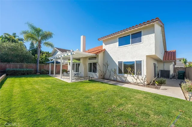 $5,950 | 18402 Oxboro Lane, Huntington Beach, CA 92648