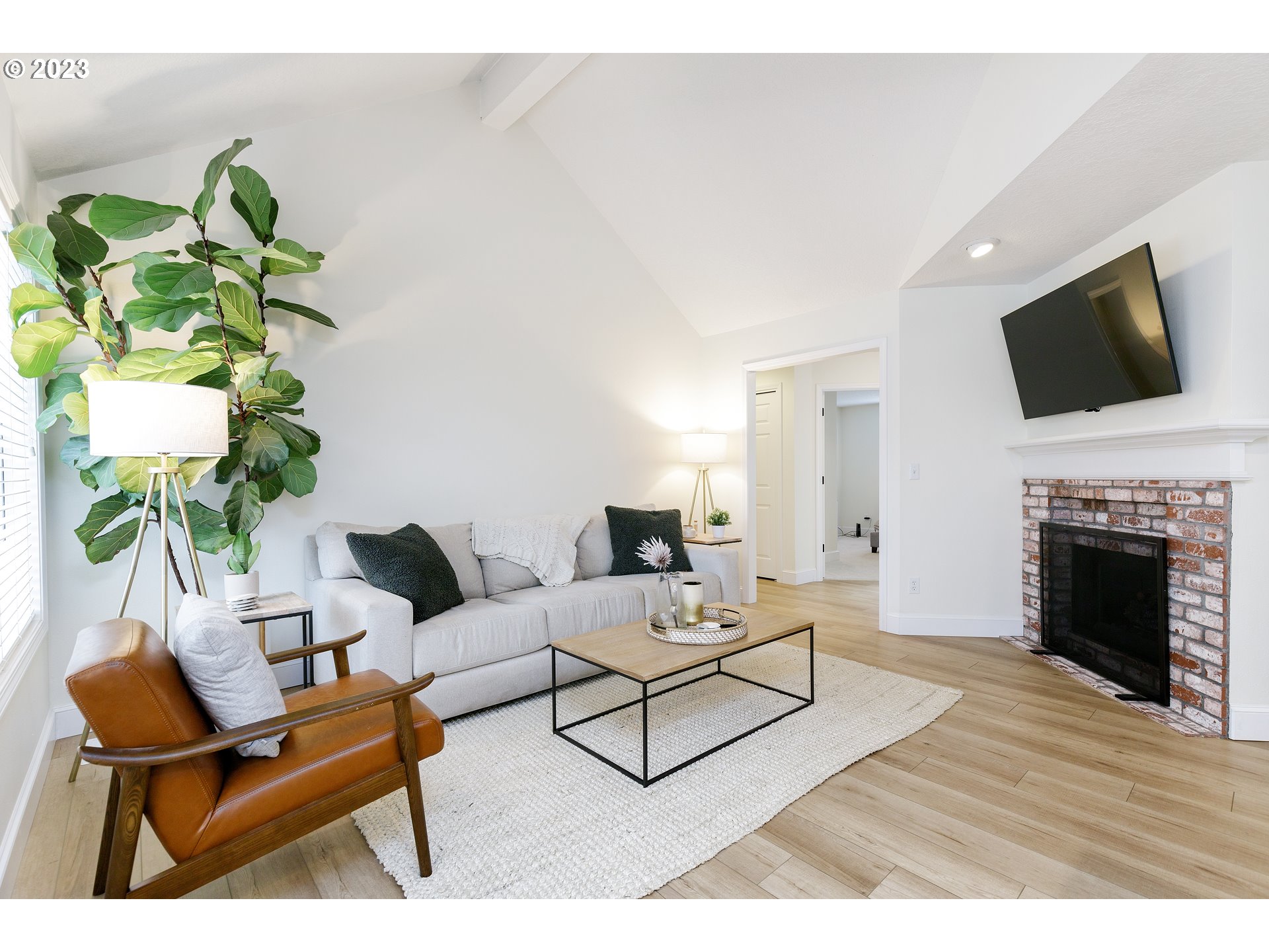 4816 Southwest Orchard Lane Portland, OR 97219 - Photo 20 of 36