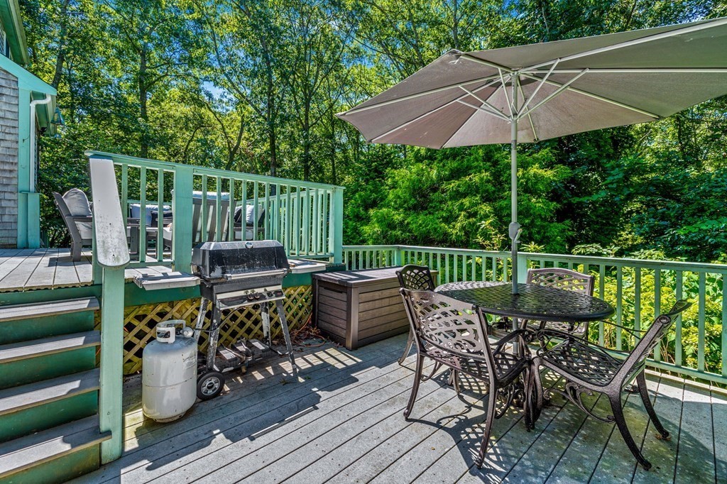 28 Crowell Road Bourne, MA 02562 - Photo 33 of 42