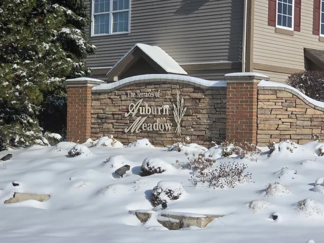 $232,900 | 1036 Crimson Clover Way, Schererville, IN 46375