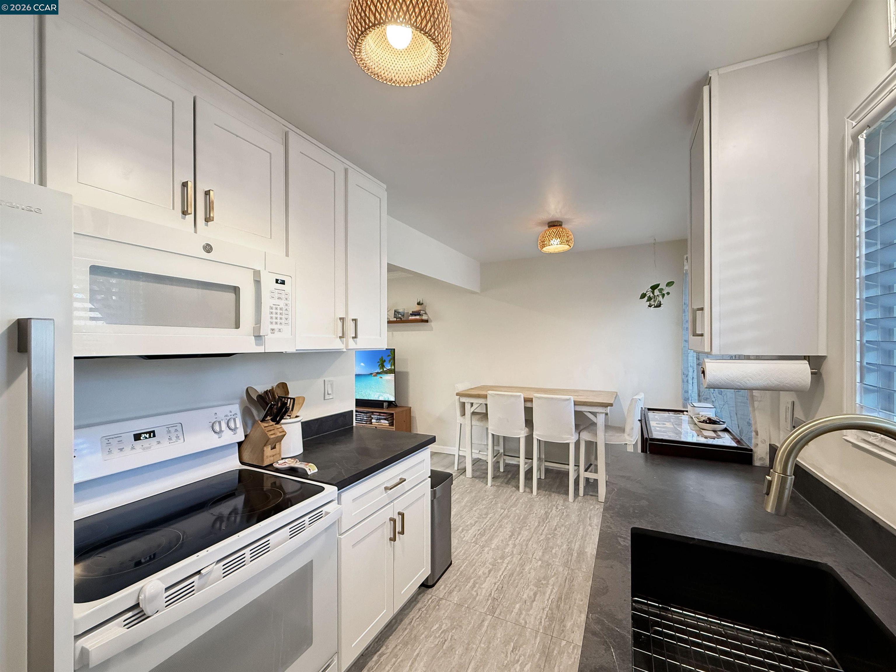 2548 Jones Road, Unit 10 Walnut Creek, CA 94597 - Photo 11 of 48