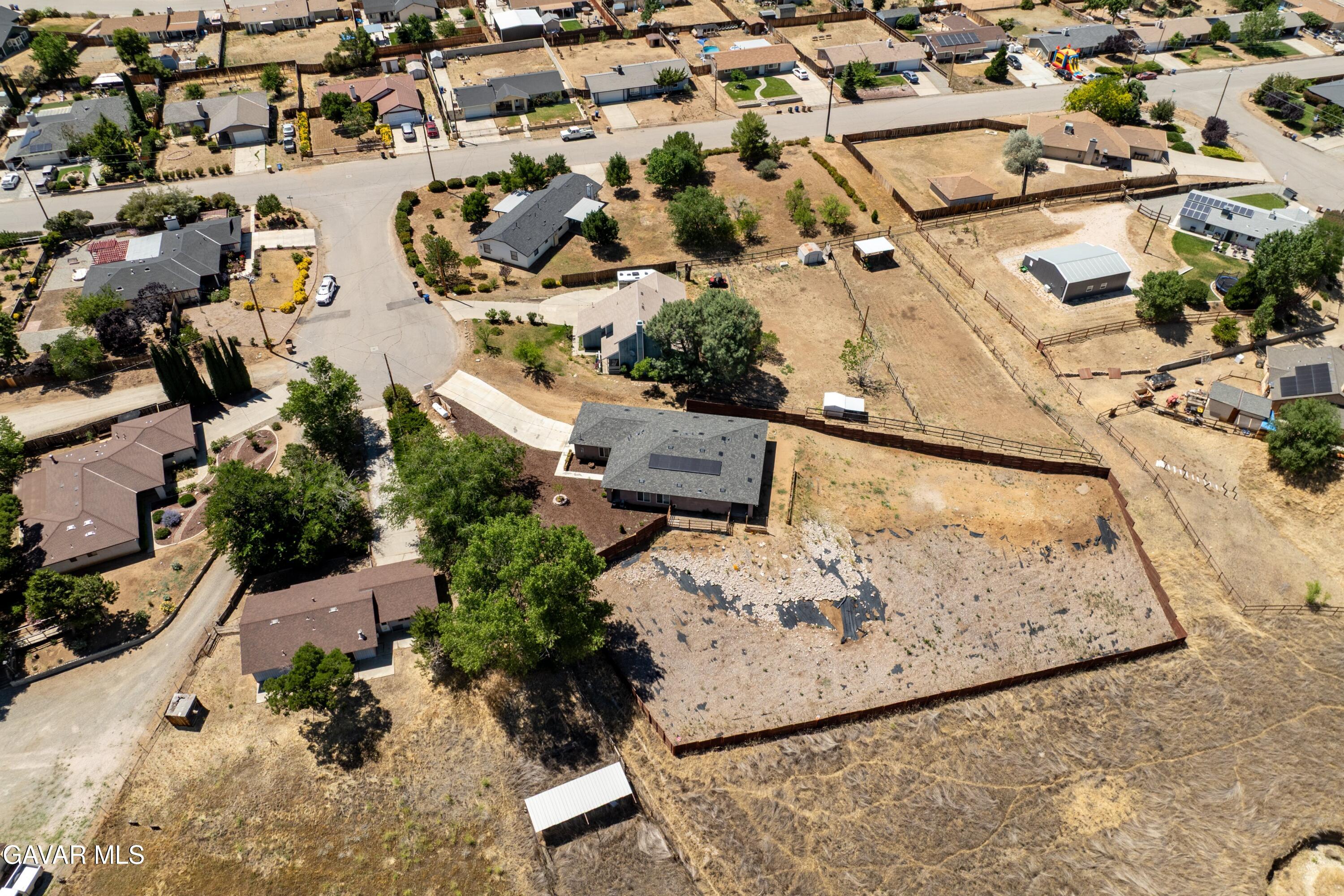 19801 Star Court Tehachapi, CA 93561 - Photo 26 of 28 23-DJI_0077-HDR