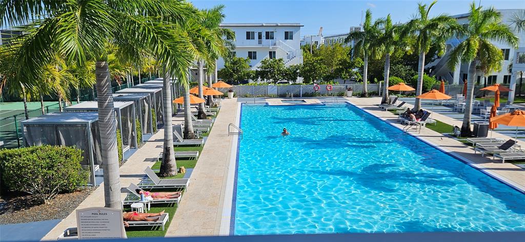 6675 Northwest 103rd Path Doral, FL 33178 - Photo 18 of 22