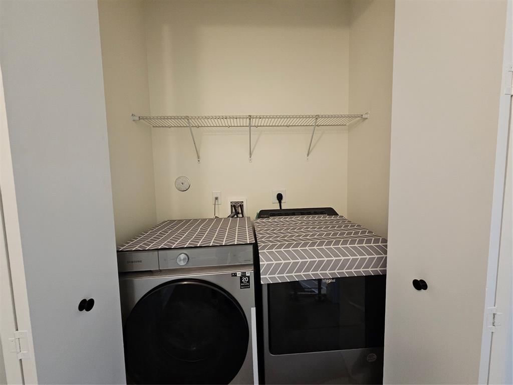 6675 Northwest 103rd Path Doral, FL 33178 - Photo 9 of 22