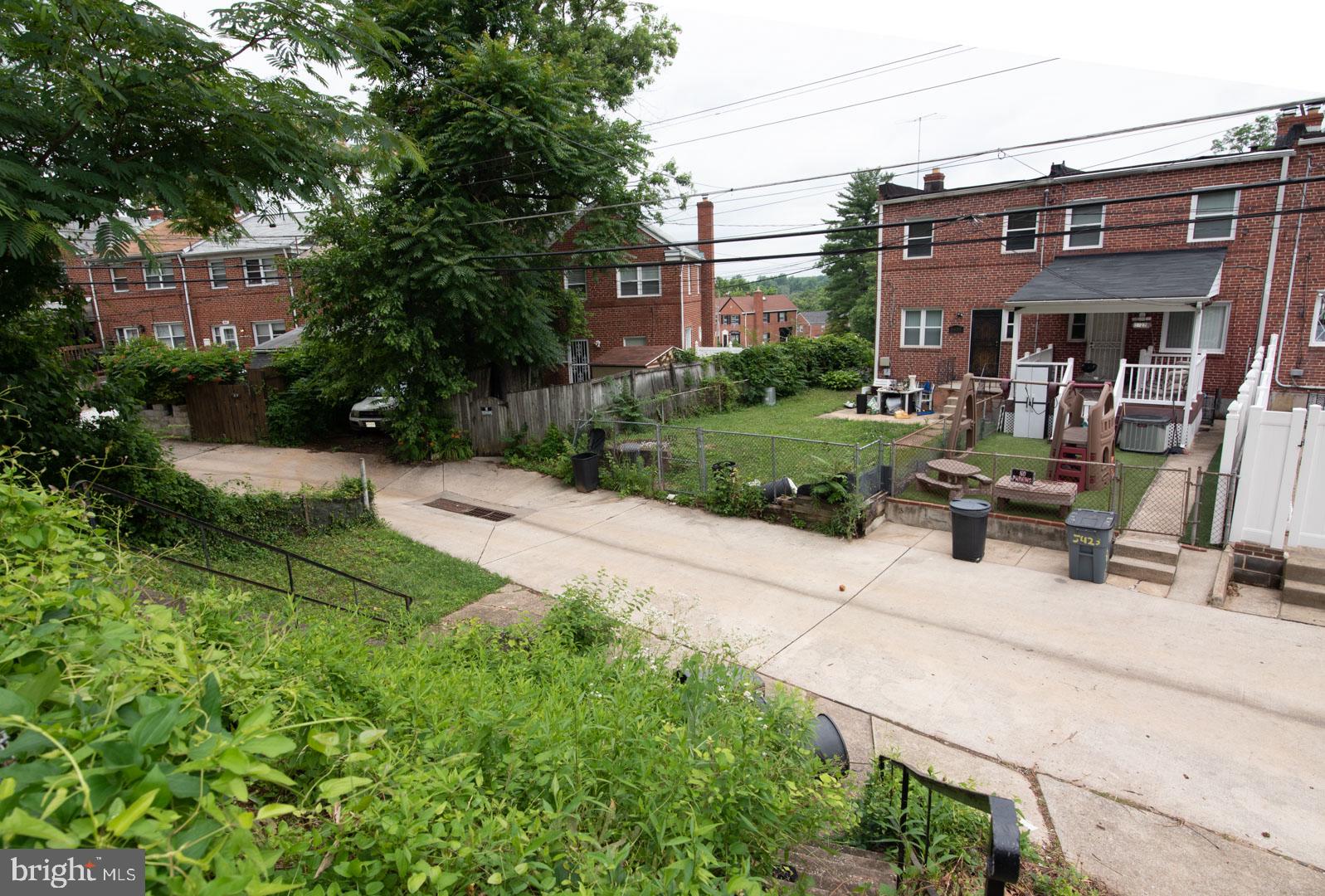 5518 Channing Road Baltimore, MD 21229 - Photo 29 of 33