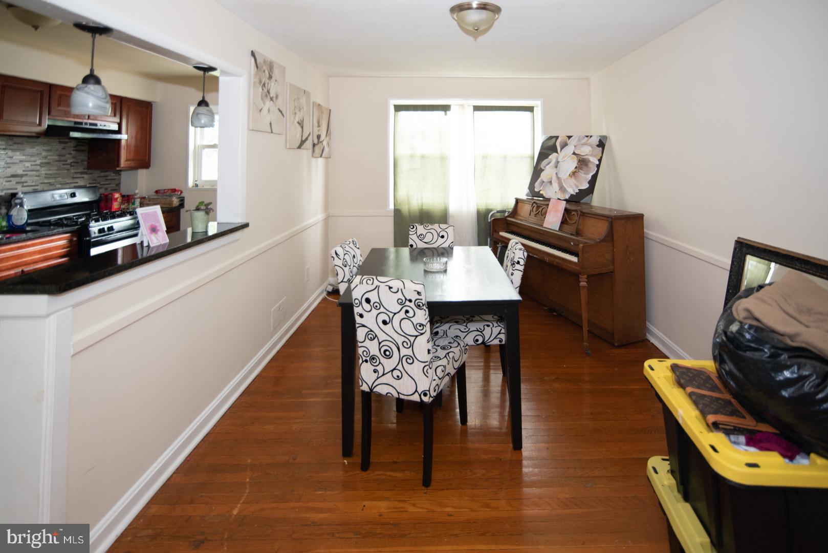 5518 Channing Road Baltimore, MD 21229 - Photo 4 of 33