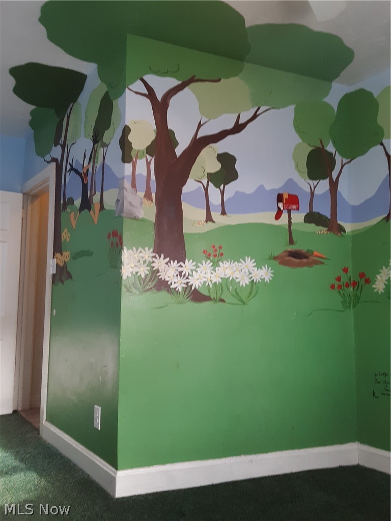 4313 Prasse Road South Euclid, OH 44121 - Photo 12 of 29 Mural in 3rd bedroom