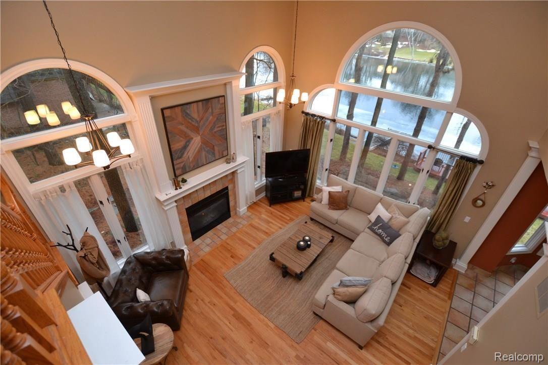 469 John R Street Milford, MI 48381 - Photo 7 of 40 Water Views From Most Rooms