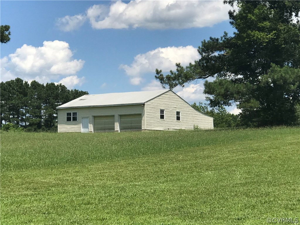 3110 Millpond Road Disputanta, VA 23842 - Photo 8 of 38 Gallery Image 8