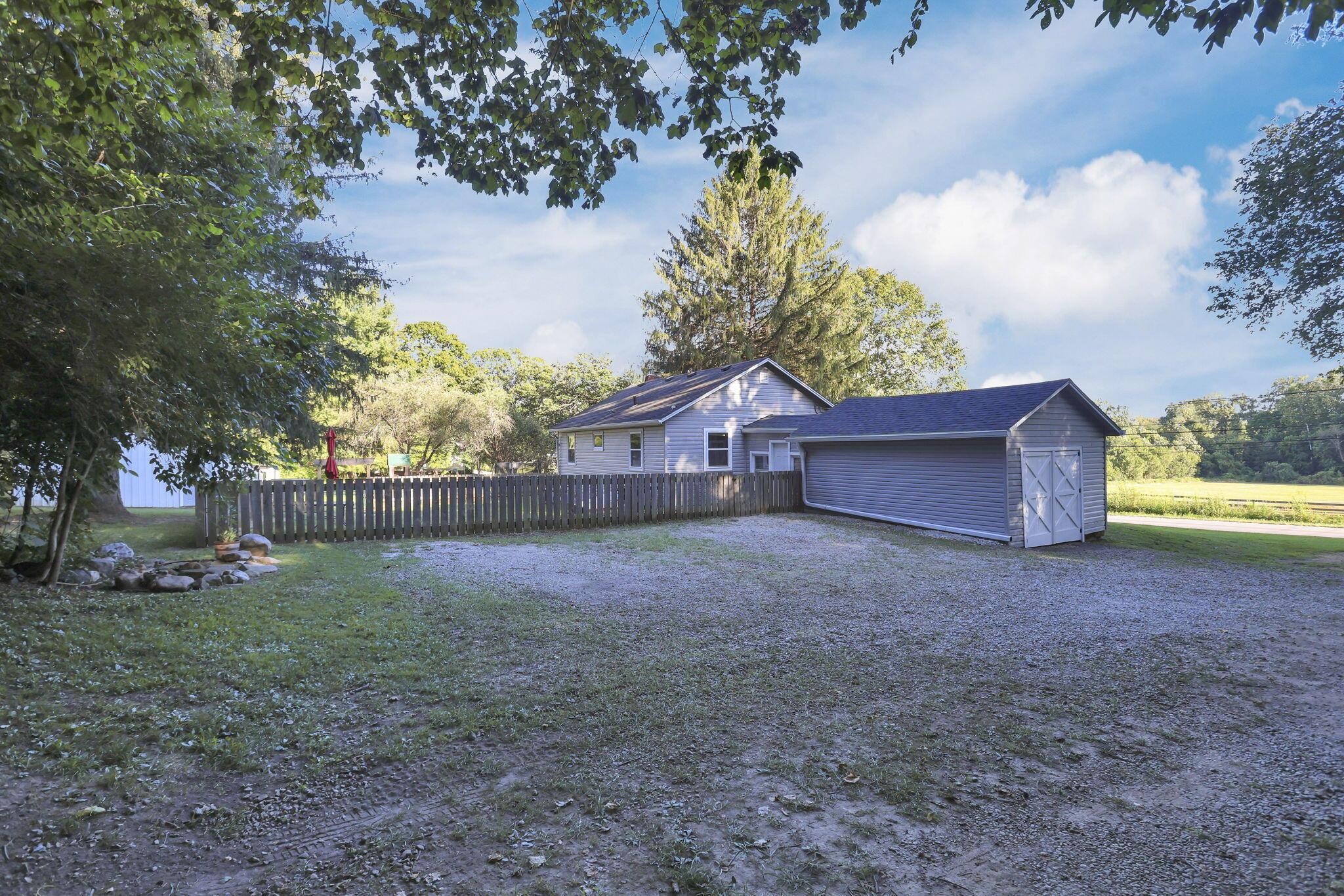 2998 Raccoon Valley Road Granville, OH 43023 - Photo 39 of 61 Driveway / Parking - 2998 Raccoon Valley Road, Granville, OH 43023