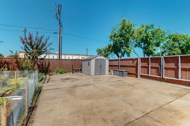 $649,500 | 2221 Everglade Court, Carrollton, TX 75006